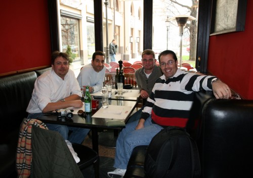 hannes-and-group-at-romas