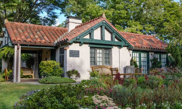 A Visit To The Smith Memorial Garden in Oakwood